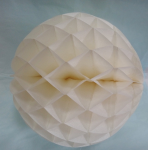 Шар декоративный , соты , белый, диаметр 40 см.