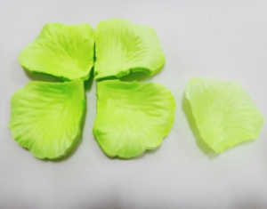 Лепестки цв. вишневый(140 шт)