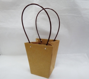 Сумка для цветов (внутри паминированный картон) 2136-14-М(1 шт 16,5х16,5х20 см)