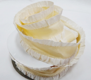 Лента декоративная с рюшами (высота 4 см , 5 ярд )цв молочный