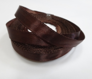 Лента атласная 12мм цвет 32 коричневый .