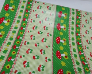 Бумага для упаковки подарков ( 10 метров х70 см ).  .