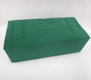 Оазис для композиций живых цветов  (22х11х8 см)