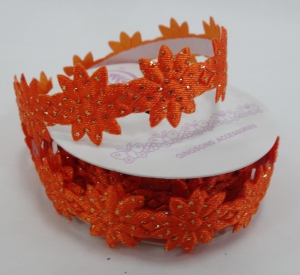 Декоративная лента на скотче (выс 1,8 см , длина 2 ярда  )